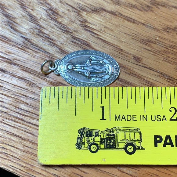 Vintage Sterling Saint Mary Pray for Us Pendant - Picture 14 of 16
